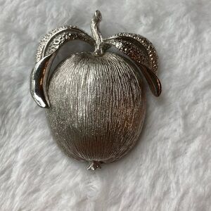 Vintage Sarah Coventry Apple Brooch Pin